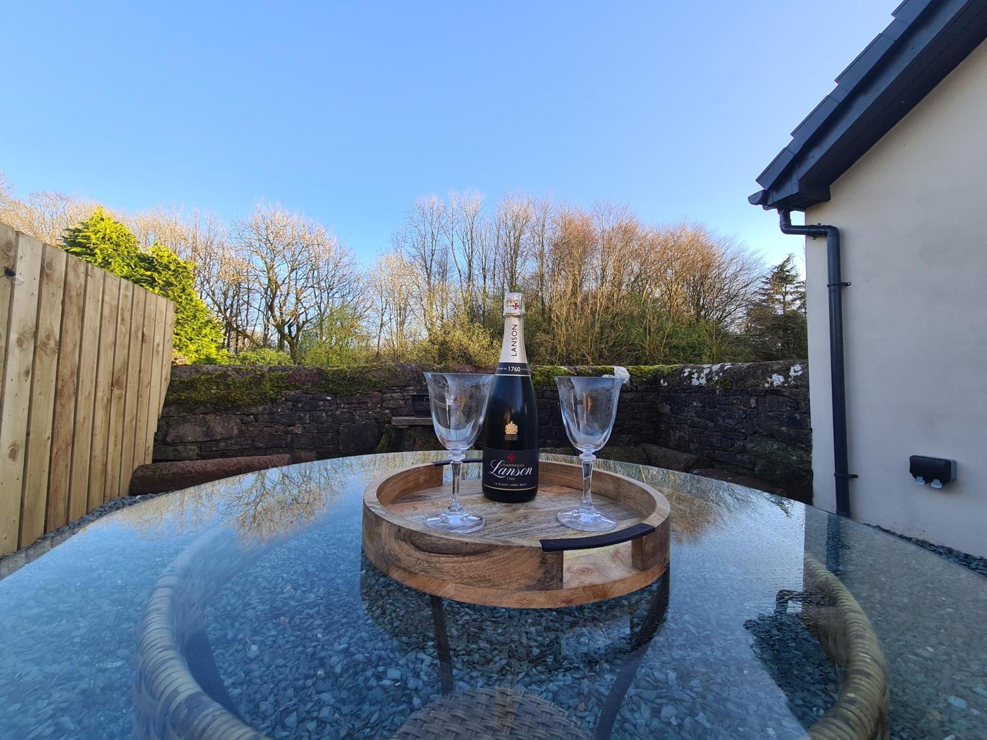 The Nest By Blake View Holidays, A Peaceful Boutique Retreat, 3 Miles From Ennerdale- Small Twin Or King Bed Available Rowrah 外观 照片